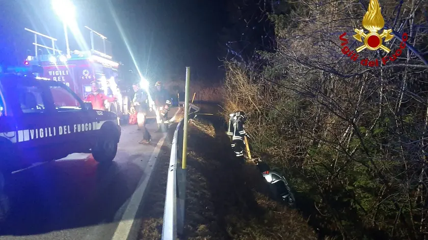 L'incidente a Sutrio: coinvolti cinque ragazzi