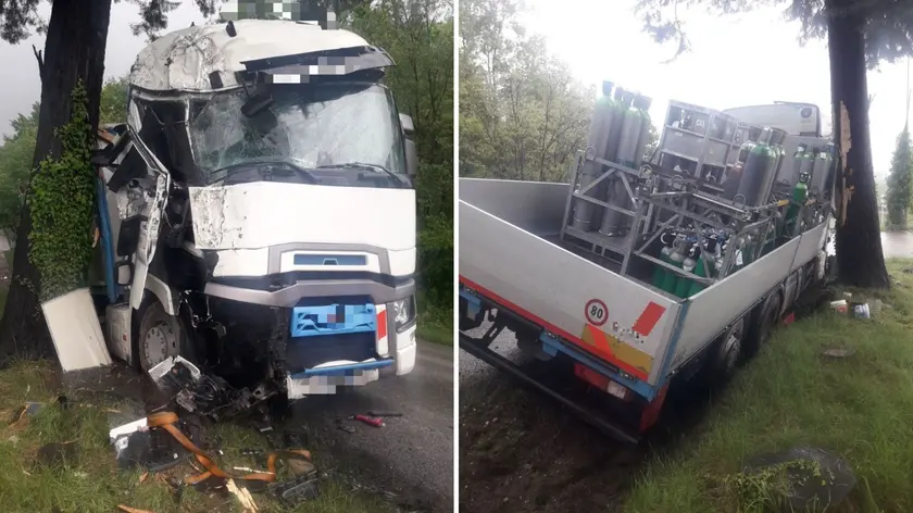 Il camion uscito di strada a San Daniele