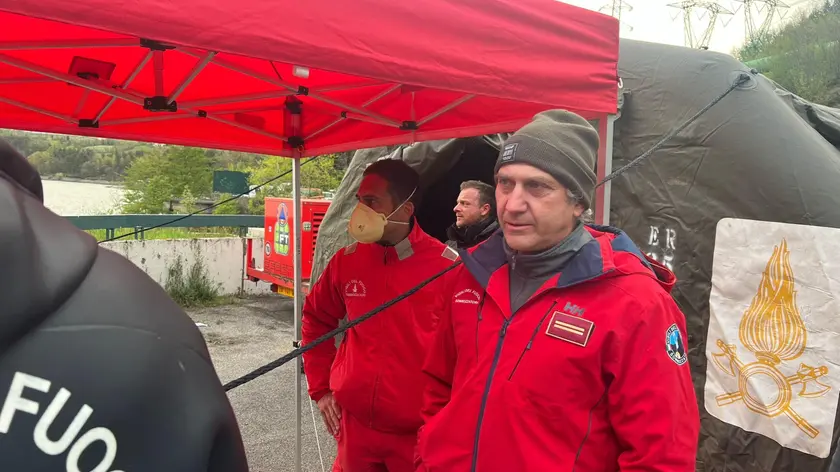 Francesco Boaria, capo reparto del nucleo sommozzatori dei Vigili del fuoco di Vicenza, che sta operando a Suviana, 10 aprile 2024. ANSA/MATTEO GUIDELLI