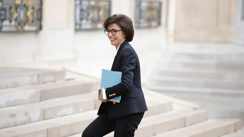 epa11070958 French culture minister Rachida Dati arrives at the Elysee palace for the first new cabinet meeting, in Paris, France, 12 January 2024. Gabriel Attal has been appointed as the new French Prime Minister, on 11 January, prompting a government and cabinet reshuffle. EPA/TERESA SUAREZ