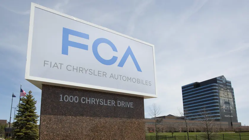 epa06303972 (FILE) - Fiat Chrysler Automobiles (FCA) signage at the Chrysler Group World headquarters in Auburn Hills, Michigan, USA (reissued 02 November 2017). FCA presented a record three quarter 2017 results on 02 November 2017 saying their net profit was up 50 per cent to 910 million euro while shipments reached 1,123 thousand vehiles. Vehicle deliveries for nine months ended September 30 stood at 3,493 thousand vehicles while net profit was 2,706 billion euro, an increase of 93 per cent from 1,405 billion euro in 2016. EPA/RENA LAVERTY