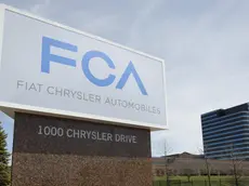 epa06303972 (FILE) - Fiat Chrysler Automobiles (FCA) signage at the Chrysler Group World headquarters in Auburn Hills, Michigan, USA (reissued 02 November 2017). FCA presented a record three quarter 2017 results on 02 November 2017 saying their net profit was up 50 per cent to 910 million euro while shipments reached 1,123 thousand vehiles. Vehicle deliveries for nine months ended September 30 stood at 3,493 thousand vehicles while net profit was 2,706 billion euro, an increase of 93 per cent from 1,405 billion euro in 2016. EPA/RENA LAVERTY